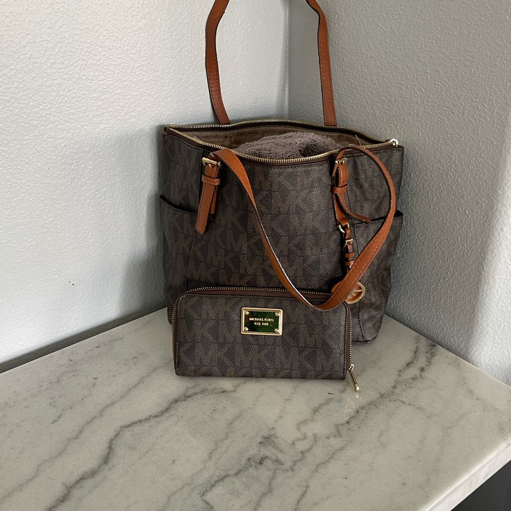 Michael Kors Brown Tote Bag and Wallet Set